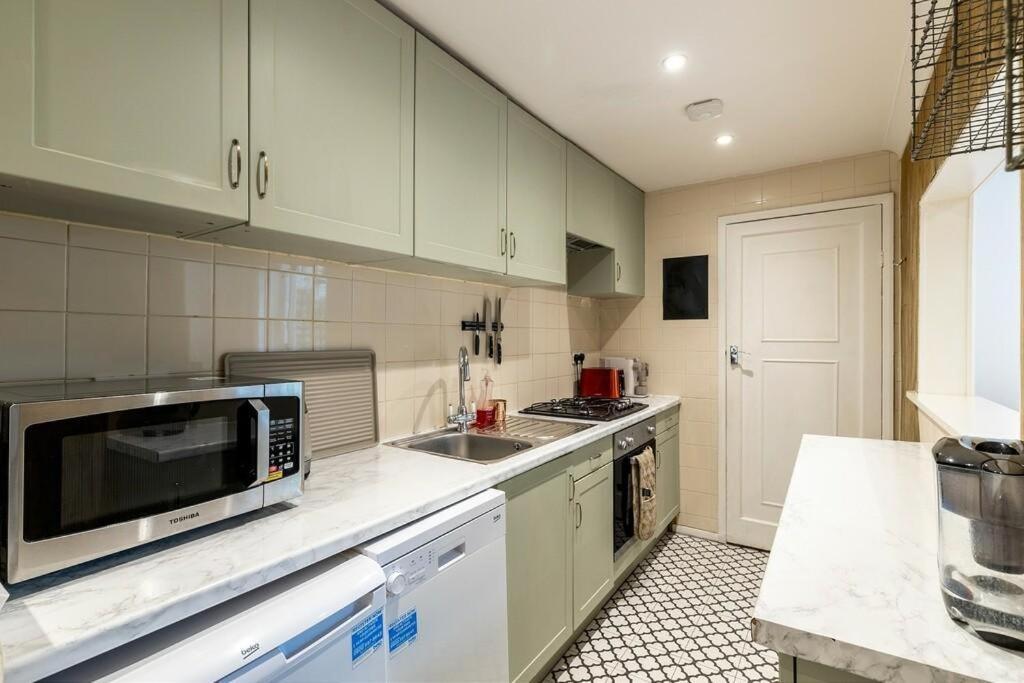 Lovely West London Entire Apartment Luaran gambar